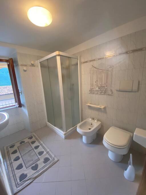Casa Vacanze Il Pettirosso. Pisogne Exterior foto
